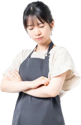 悩む女性